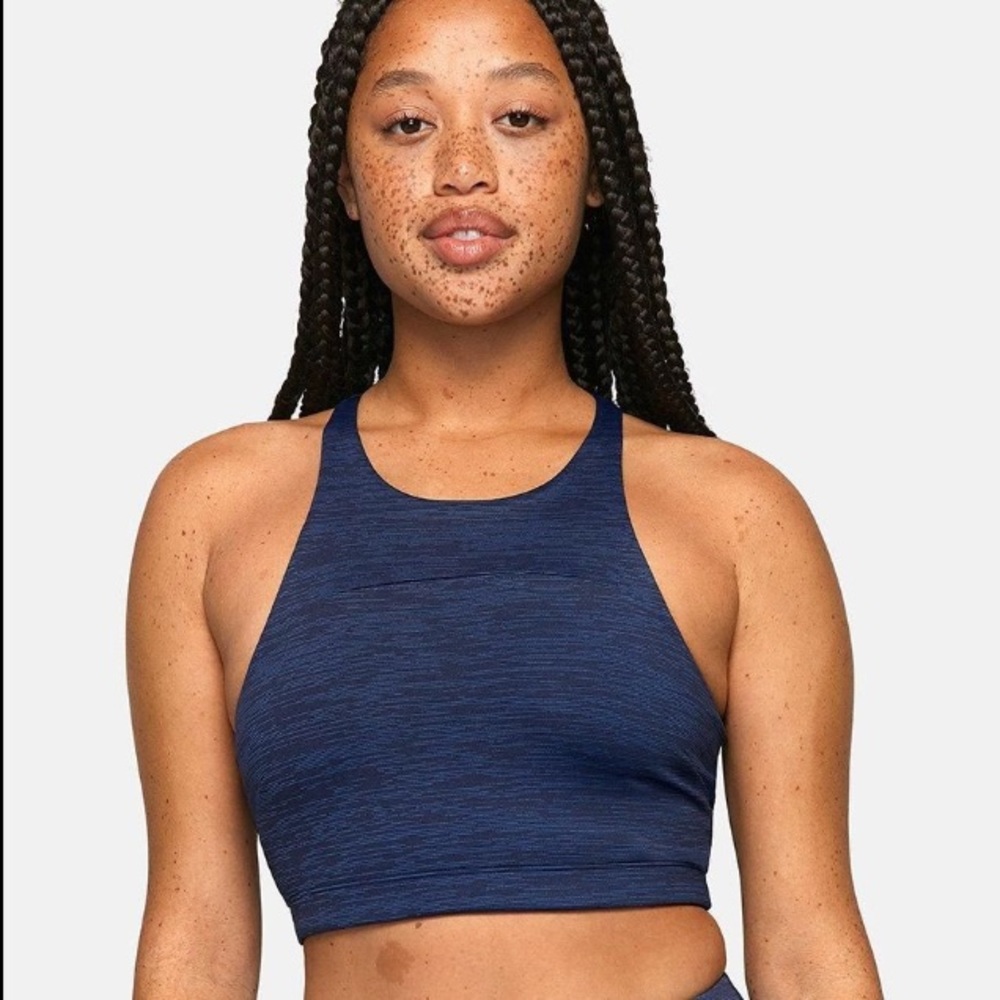 NWT Outdoor Voices Move Free Crop Top in Baltic